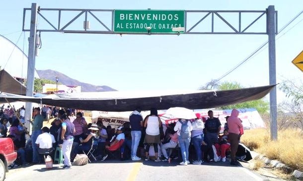 CNTE Oaxaca encabeza paro nacional y ocupa el Zócalo de la CDMX