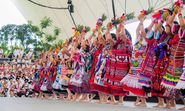 Historia y origen de la Flor de Piña en Oaxaca: El nacimiento del baile en la Guelaguetza