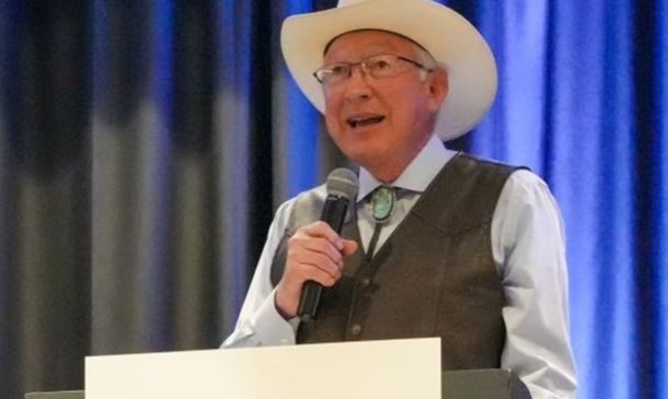 Ken Salazar rechaza haber mentido a Sheinbaum sobre el caso de “El Mayo” Zambada