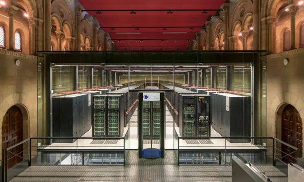 México anuncia el desarrollo de una supercomputadora pública