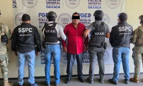 Detienen a “El Duck”, síndico de Oaxaca, por robo de vehículos