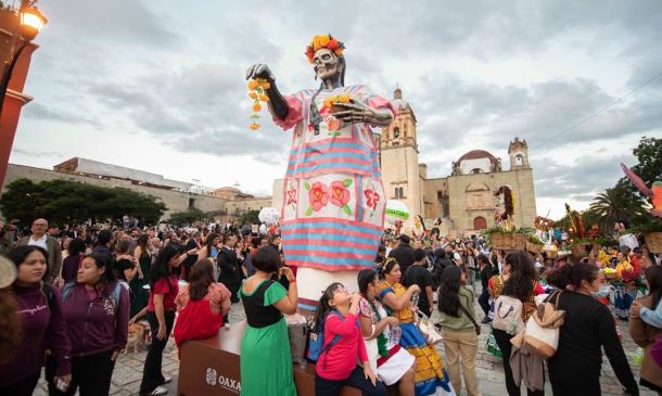 Oaxaca programa mil 164 vuelos en octubre por Día de Muertos