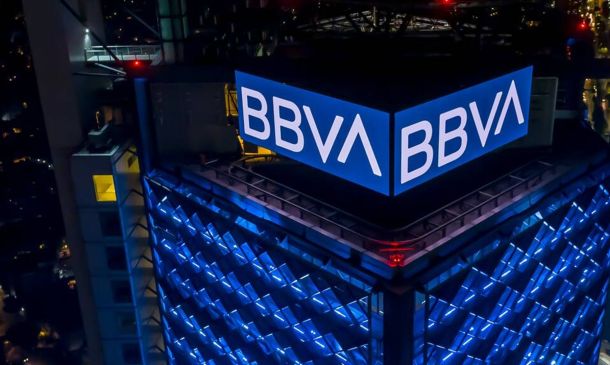 La gran paradoja de la 4T: mientras millones reciben apoyos sociales, los bancos viven su etapa más rentable en México