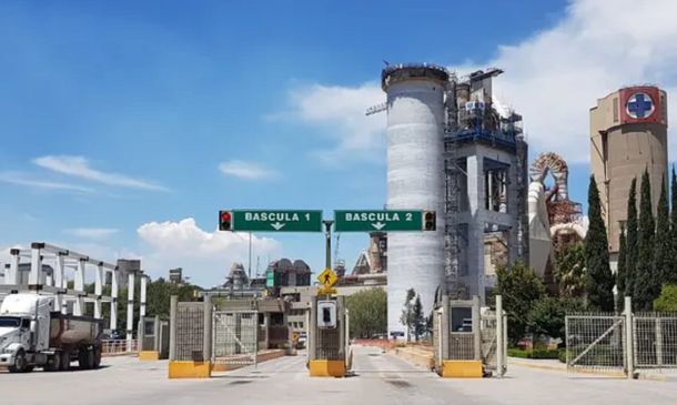 FGJEM recupera planta cementera de Cruz Azul en Hidalgo tras cinco años de toma ilegal