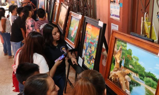 Inauguran exposición pictórica Lienzos de Invierno en Putla