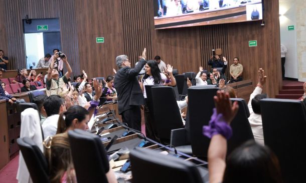 Cada diputado le cuesta a los oaxaqueños más de 11 millones de pesos anuales