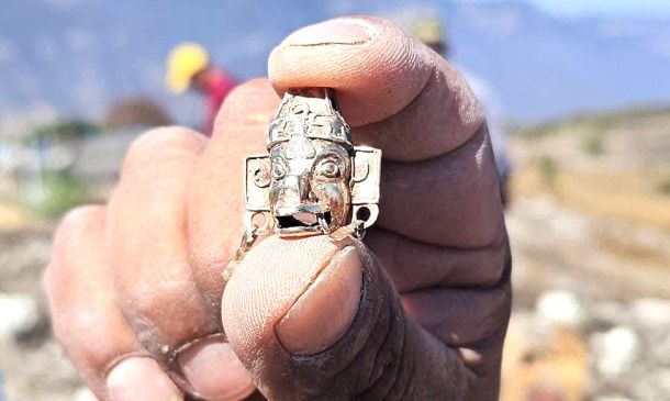 INAH investiga hallazgo de presuntas piezas prehispánicas en la Sierra de Oaxaca