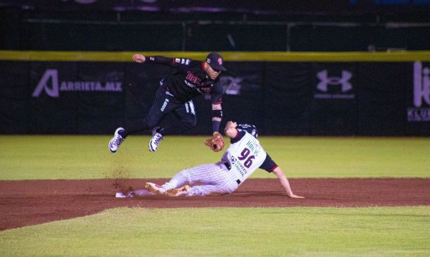 Grand Slam del rey bélico otorga la victoria a Guerreros de Oaxaca
