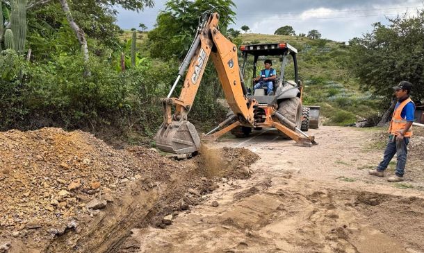 Ceabien inicia segunda etapa del sistema de alcantarillado en San Vicente Coatlán