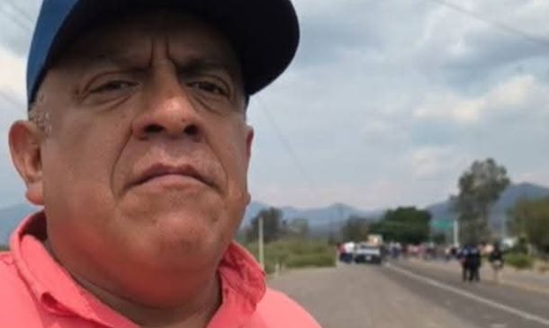 Alcalde de Mitla pide licencia tras violencia y disparos contra maestros de la CNTE