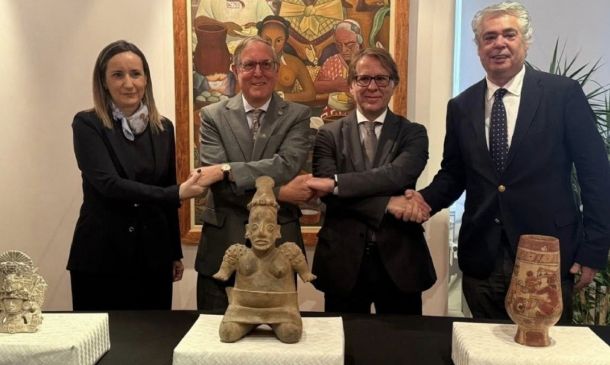 Portugal devuelve a México urna zapoteca de Oaxaca y otras piezas precolombinas