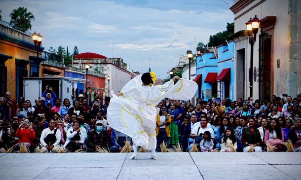 Jardín El Pañuelito: Cálido y colorido rincón lleno de cultura en la capital