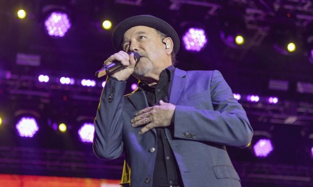 Deleita Rubén Blades a oaxaqueños con salsa y conciencia social