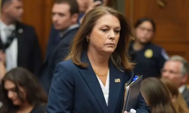 ¡Cayó! Renuncia la directora del Servicio Secreto de EU