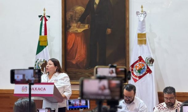 Oaxaca destina 2 mil 700 mdp a 29 caminos de la Mixteca