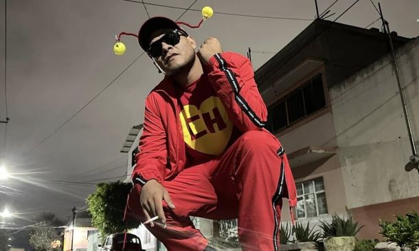 ¿Quién es Aczino? El rapero mexicano que hizo historia en el freestyle