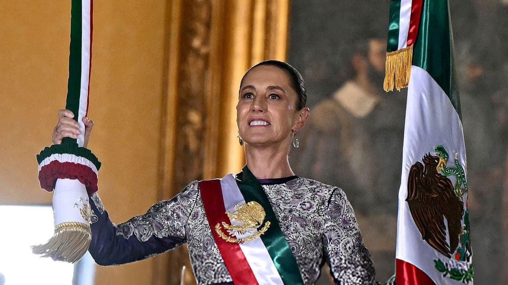 Claudia Sheinbaum da un histórico Grito de Independencia