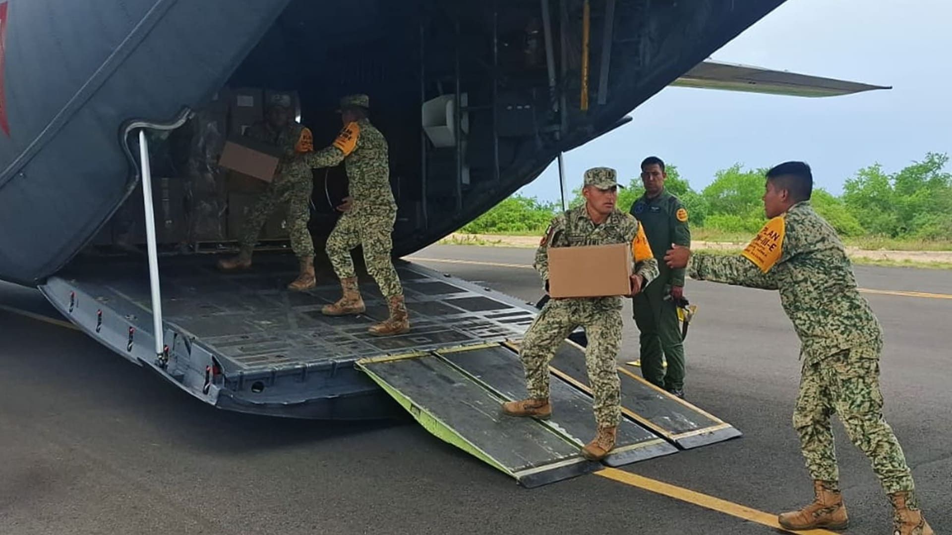 Defensa mantiene desplegada una fuerza de 21 mil elementos en Oaxaca y Guerrero