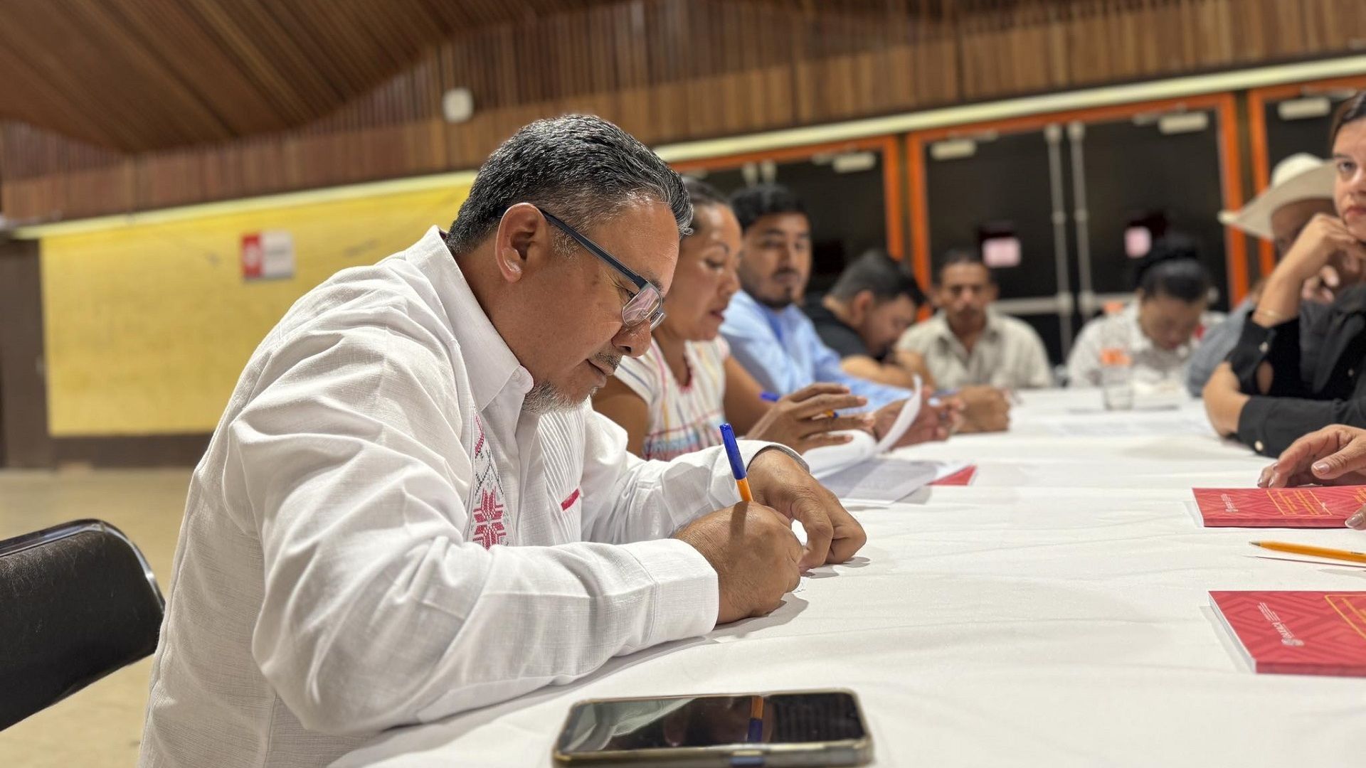 Oaxaca inicia jornada de acreditación de nuevas autoridades municipales