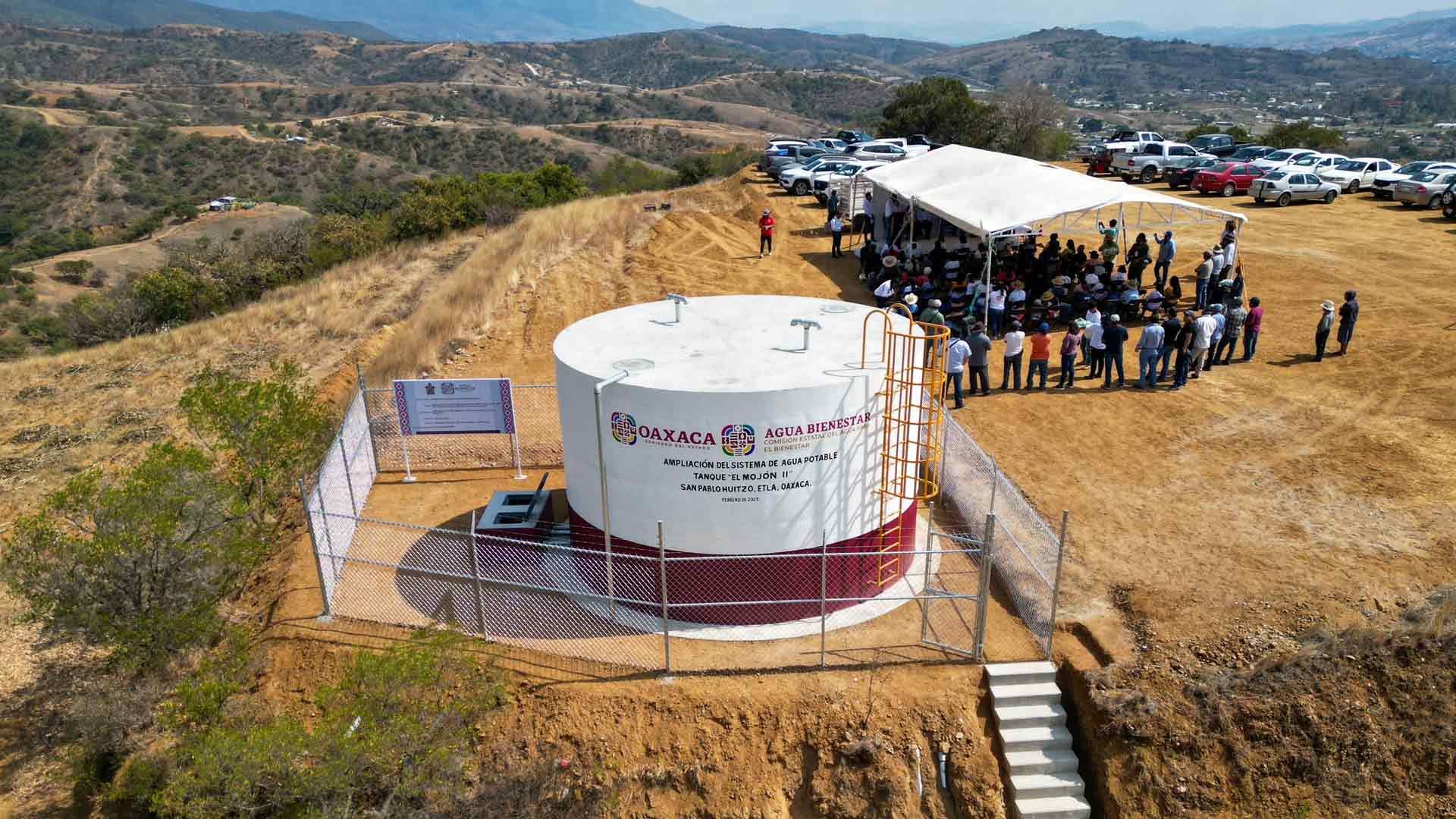 CEABIEN entrega tanque de agua potable en San Pablo Huitzo