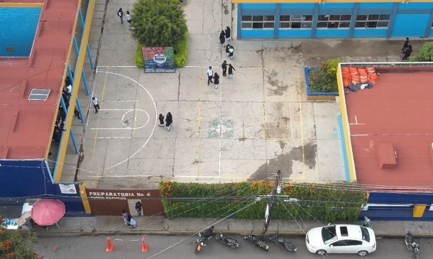 Drones vigilan planteles escolares en la Zona Metropolitana como parte de patrullajes preventivos
