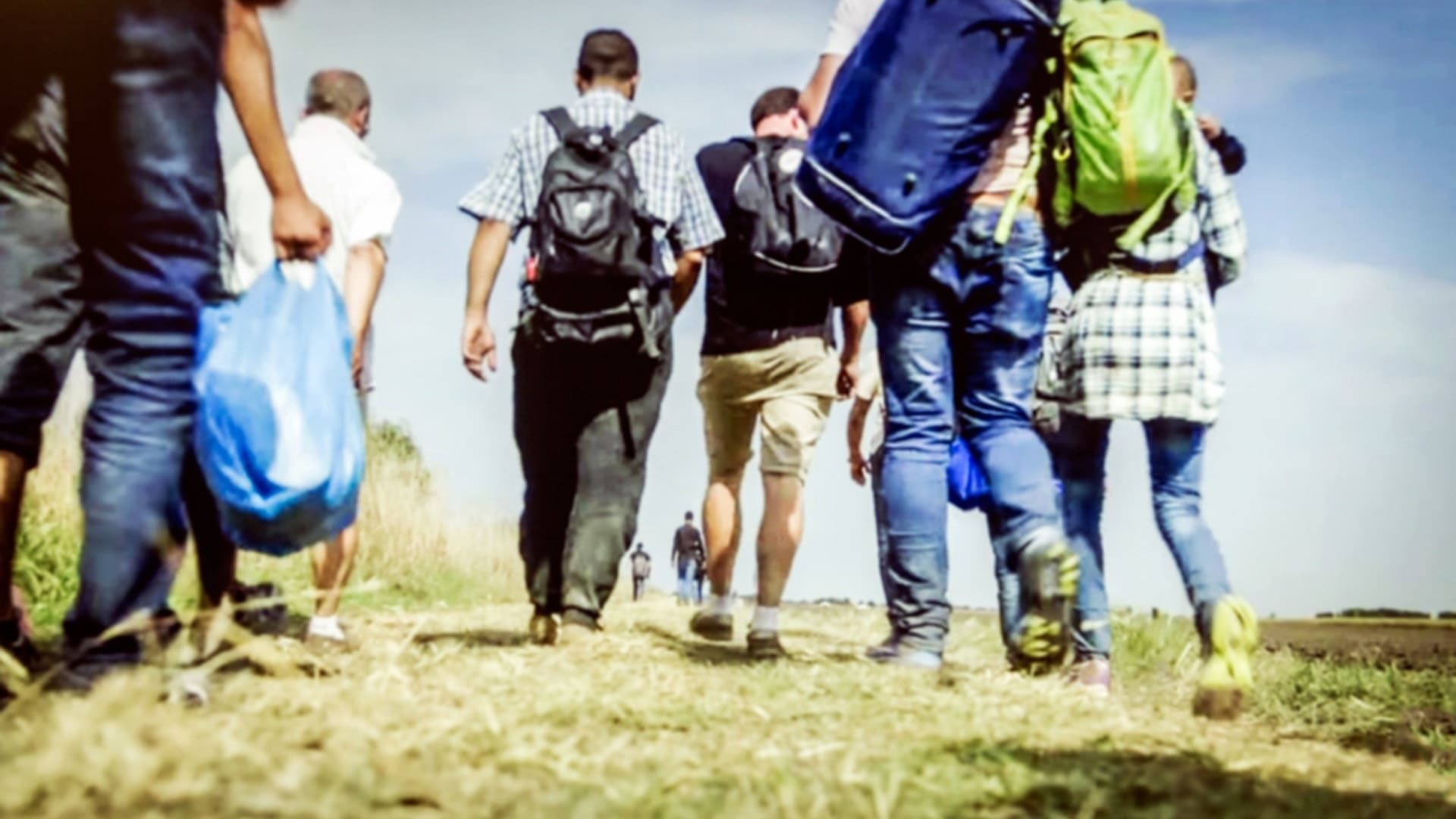 Estados Unidos aplicará 1% de gravamen a remesas, pero México lo reembolsará