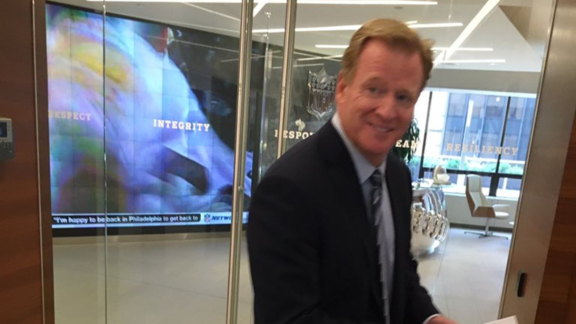 NFL ratifica presentación de Bad Bunny en el Super Bowl