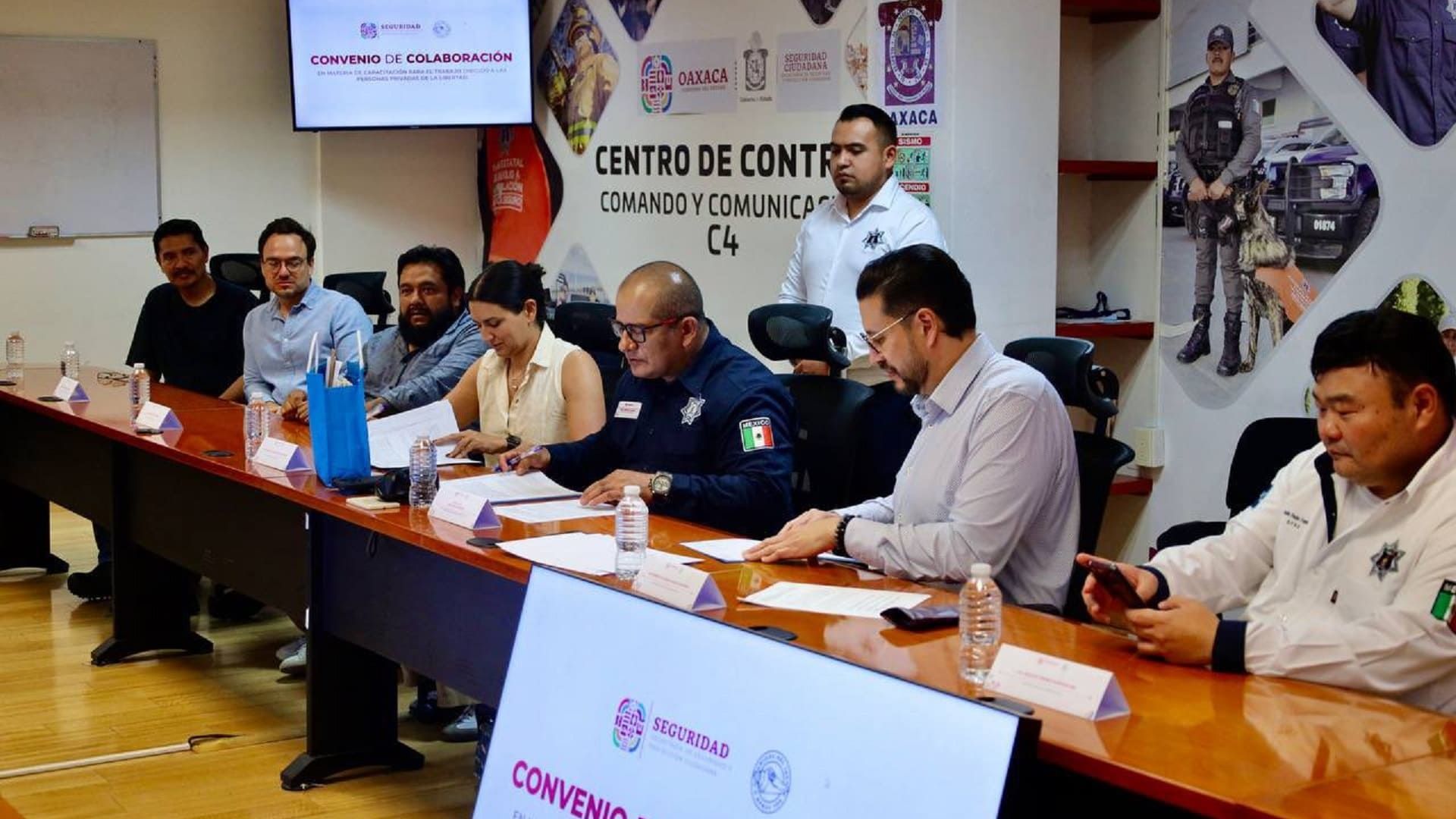 Secretaría de Seguridad de Oaxaca firma convenio con Amigos del IAGO