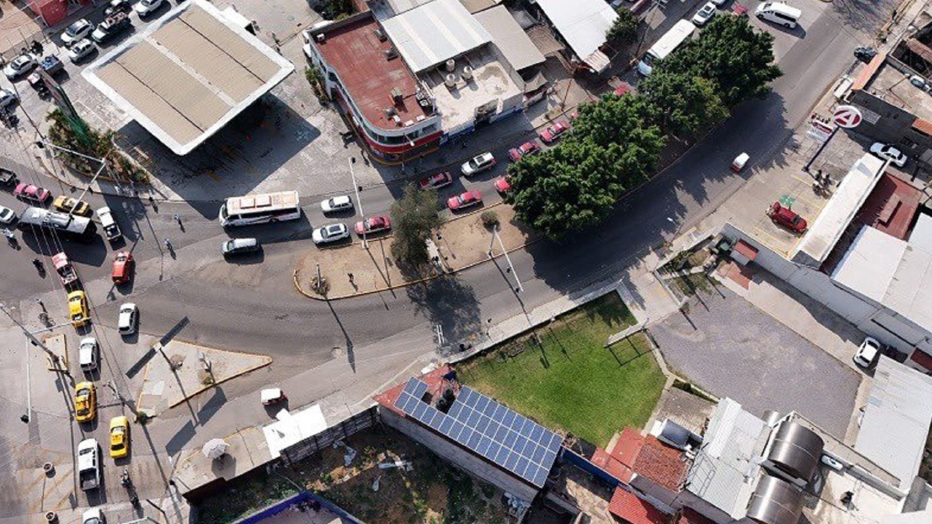 Avanza bacheo y reencarpetamiento de la zona metropolitana de Oaxaca