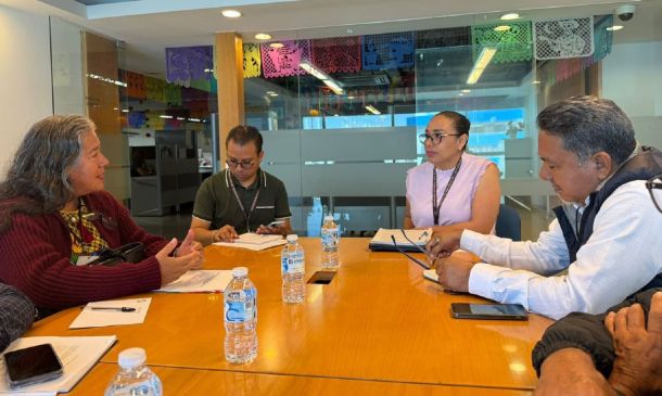 Luisa Cortés, Román Valencia y Lucía Michel Rupit sostienen reunión de trabajo en el INPI