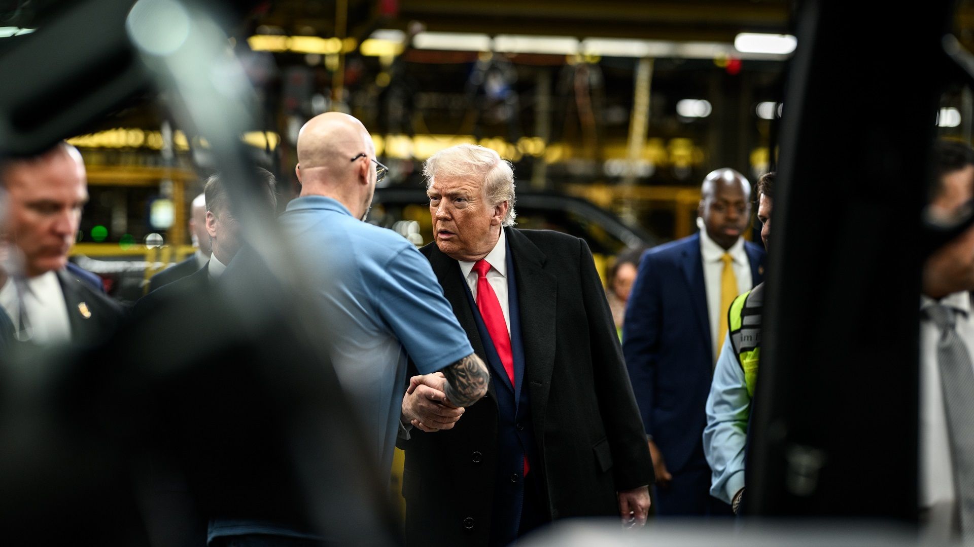 Trump califica al T-MEC como irrelevante para Estados Unidos