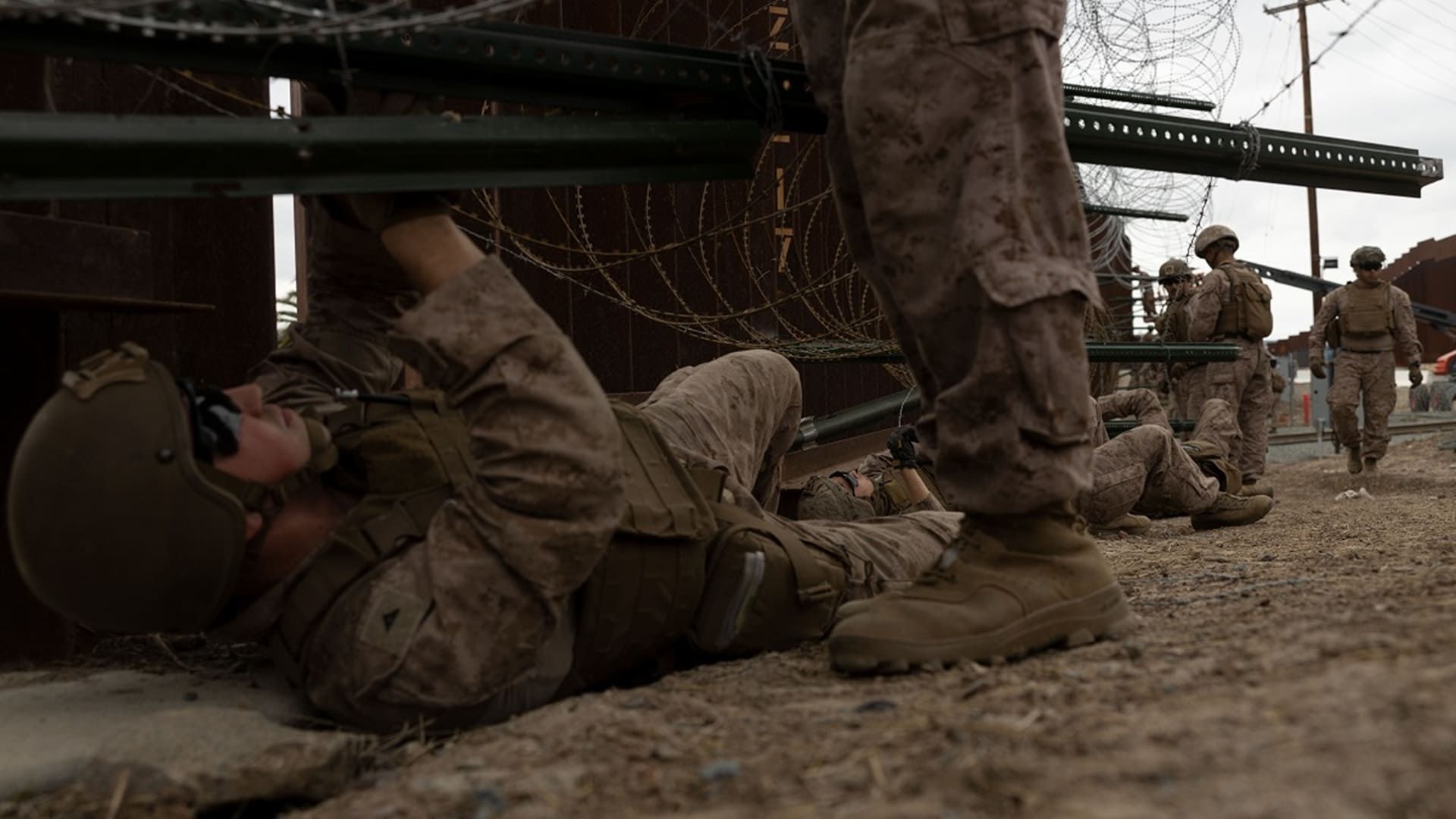 Comando Norte del Pentágono sella frontera con México con 3 mil soldados