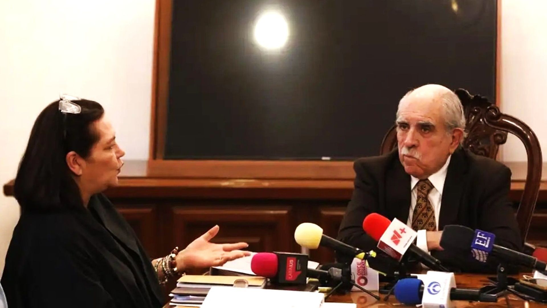 INE entrega a Comisión Presidencial propuesta para reforma electoral; defiende su autonomía