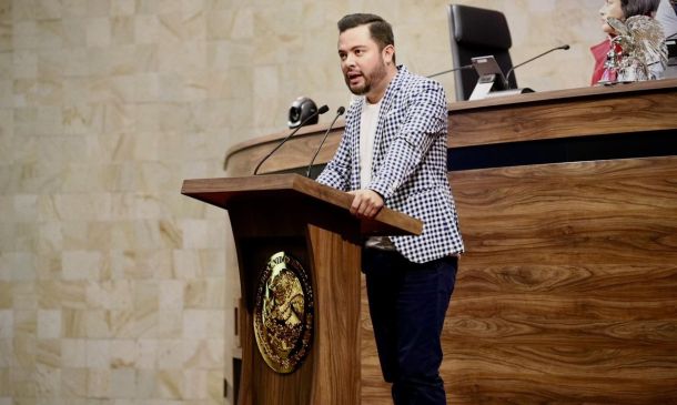 Nicolás Feria propone reforma a la Ley Orgánica Municipal para fortalecer el desarrollo comunitario en Oaxaca