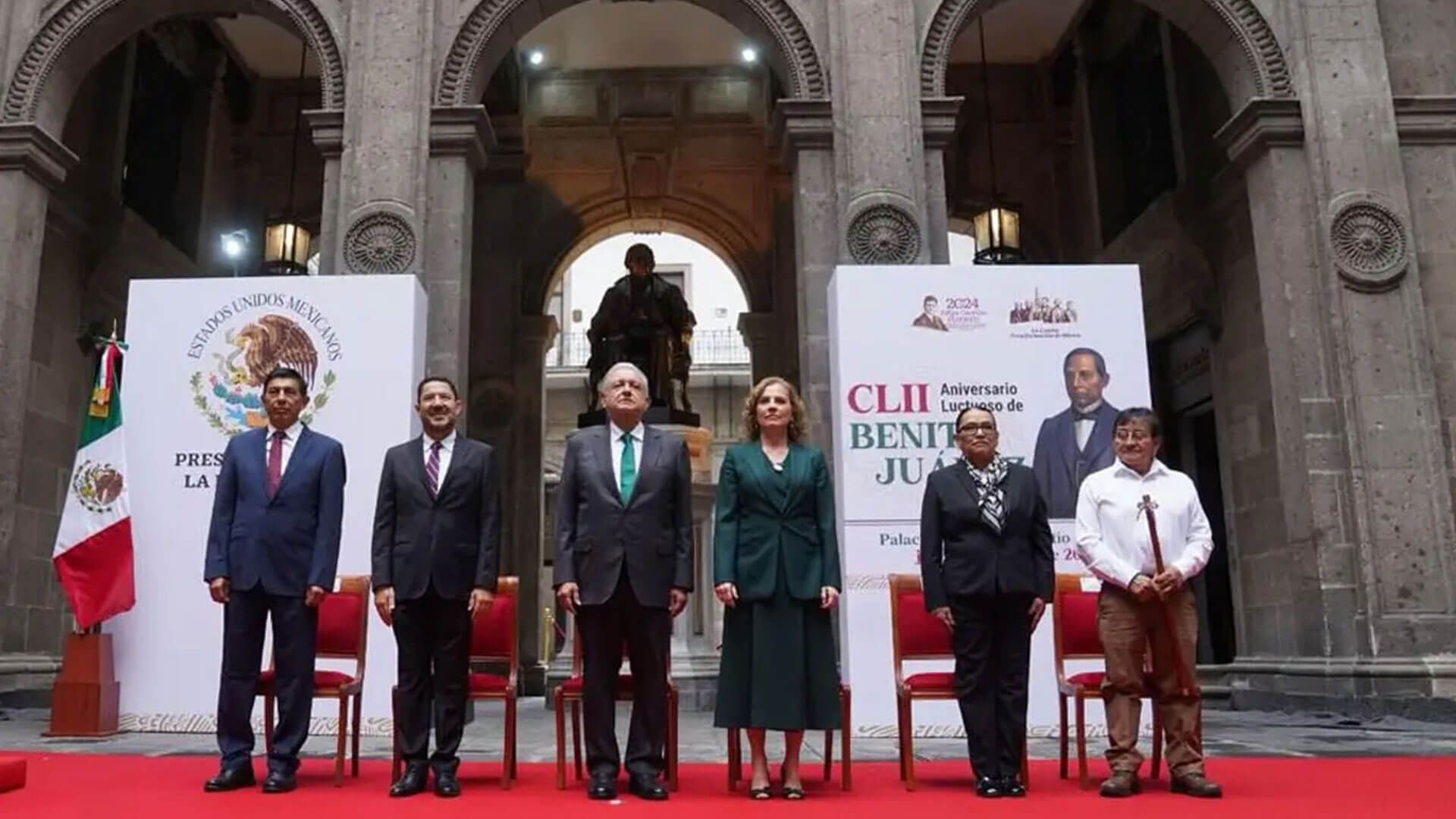 Rinden homenaje a Benito Juárez en su 152 aniversario luctuoso