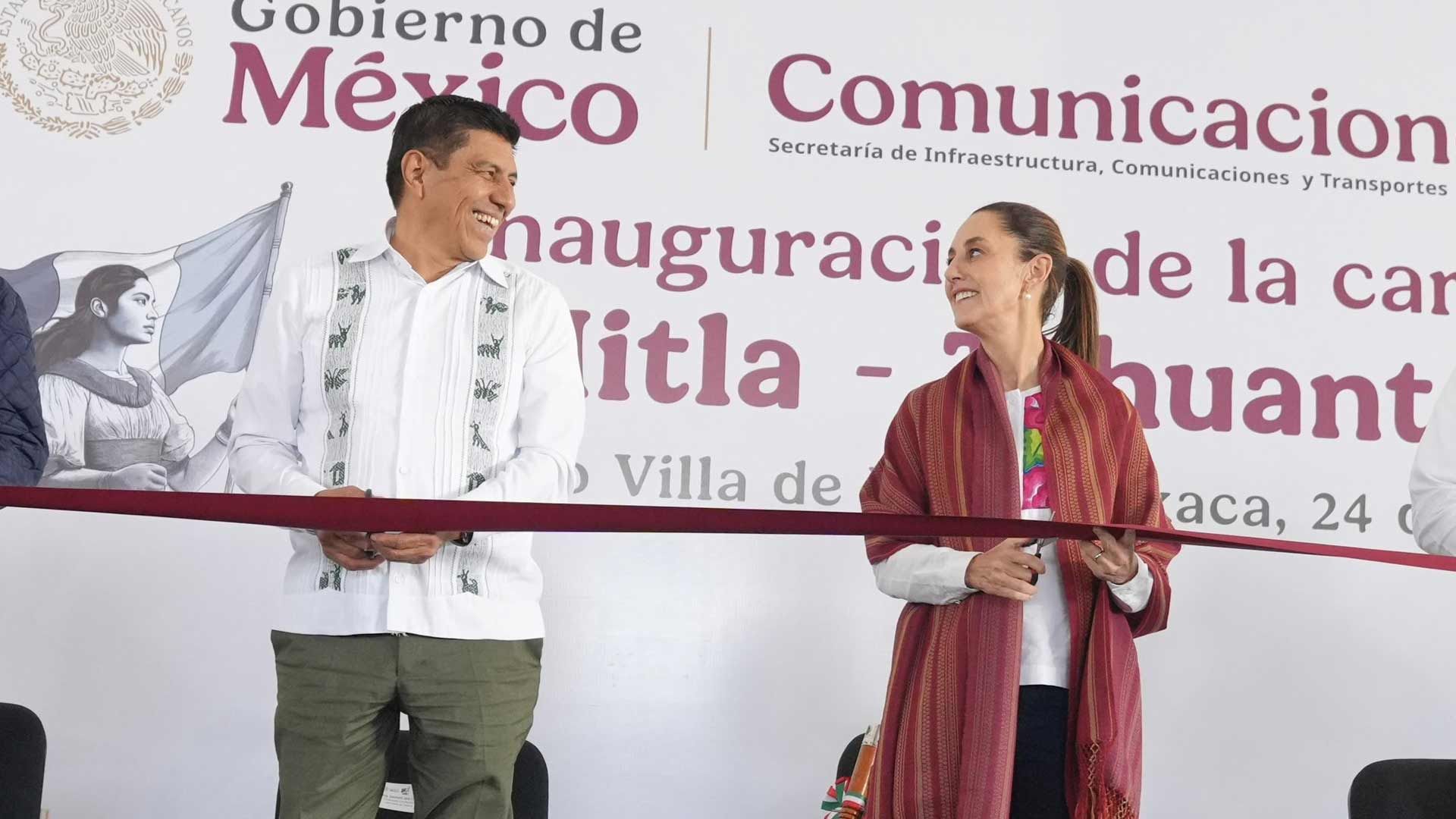 Claudia Sheinbaum y Salomón Jara inauguran carretera Mitla -Tehuantepec