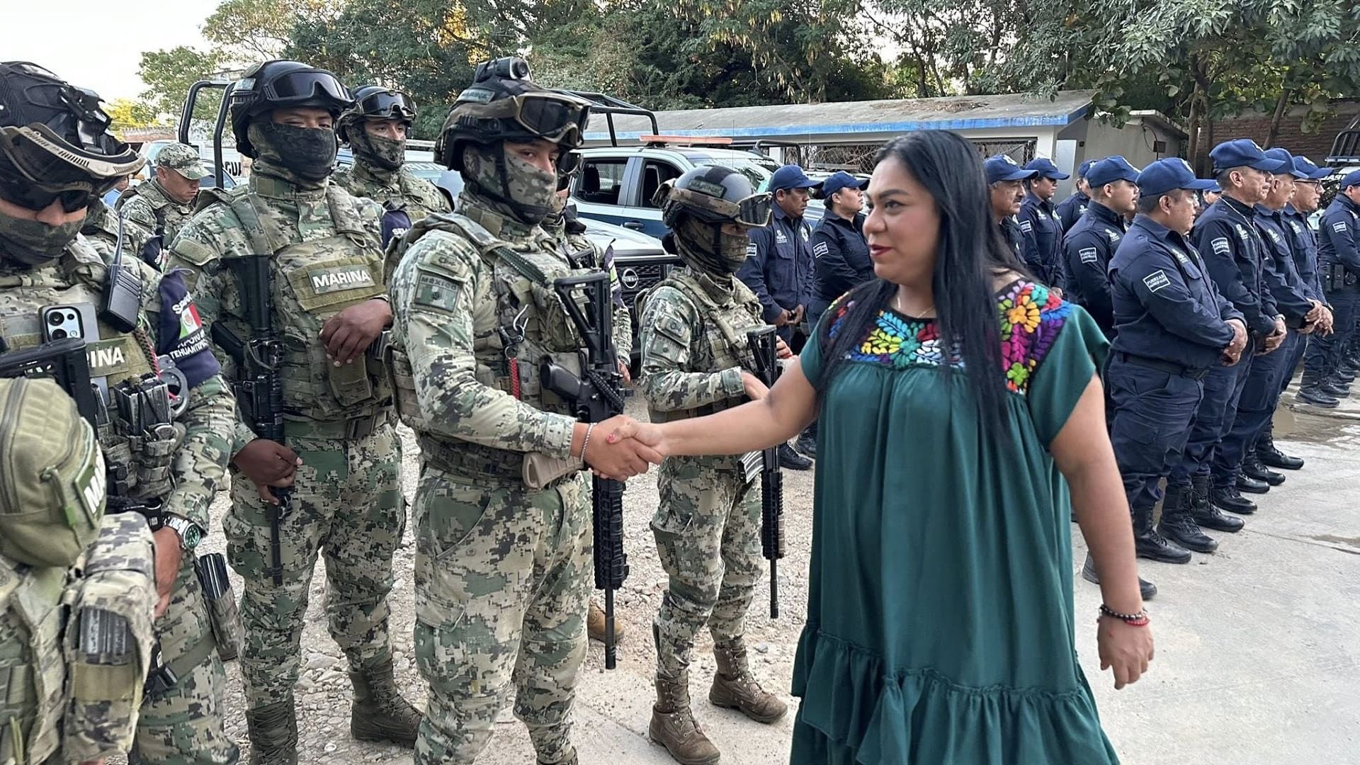 Tehuantepec recibe nueva patrulla para reforzar la seguridad pública municipal