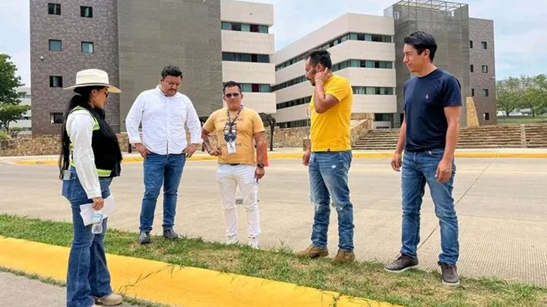 Coesfo emprende acciones de Reforesta Oaxaca en Ciudad Judicial