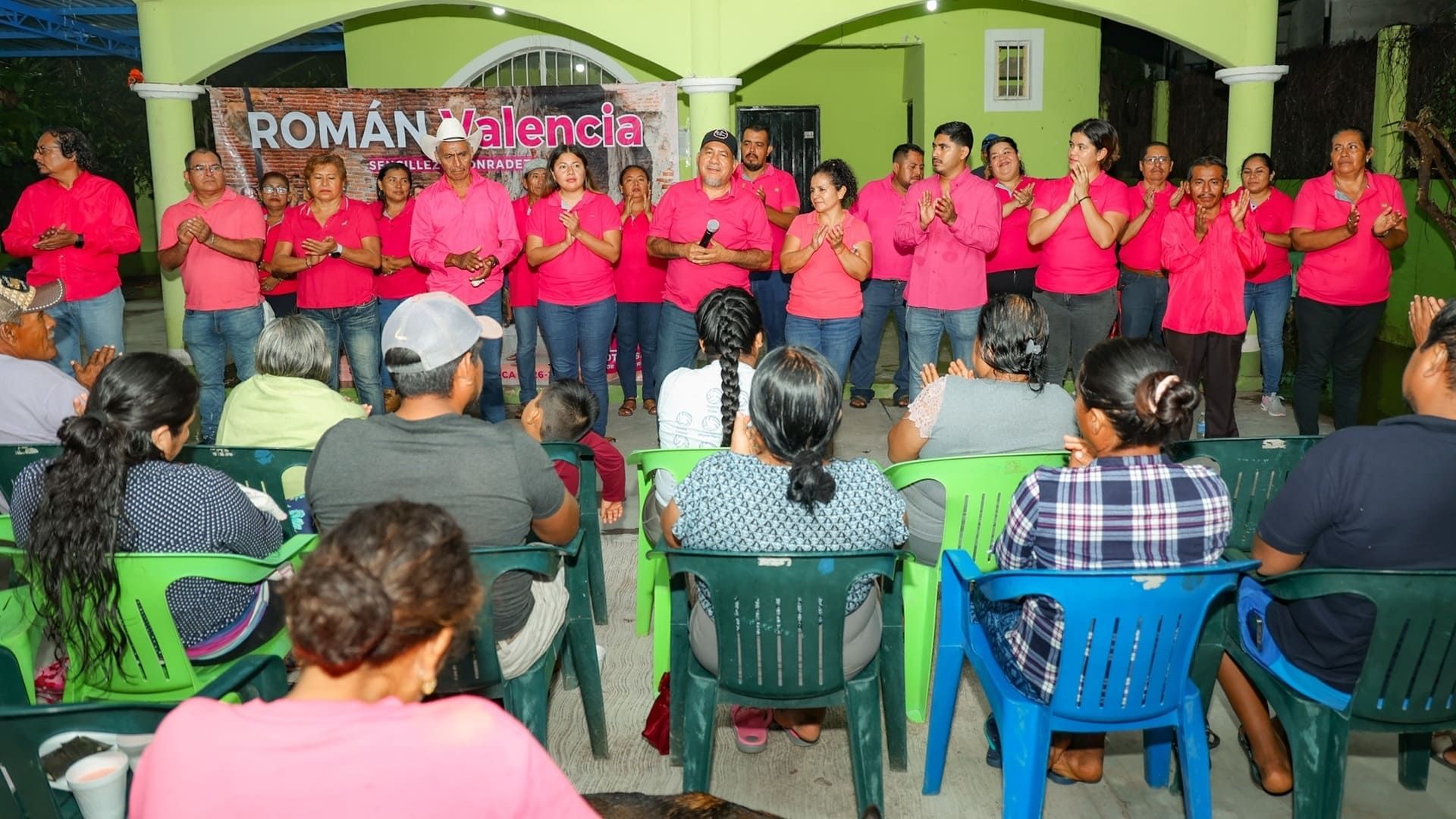 Román Valencia, entre lluvia y calor humano en La Ceiba y Los Figueroa