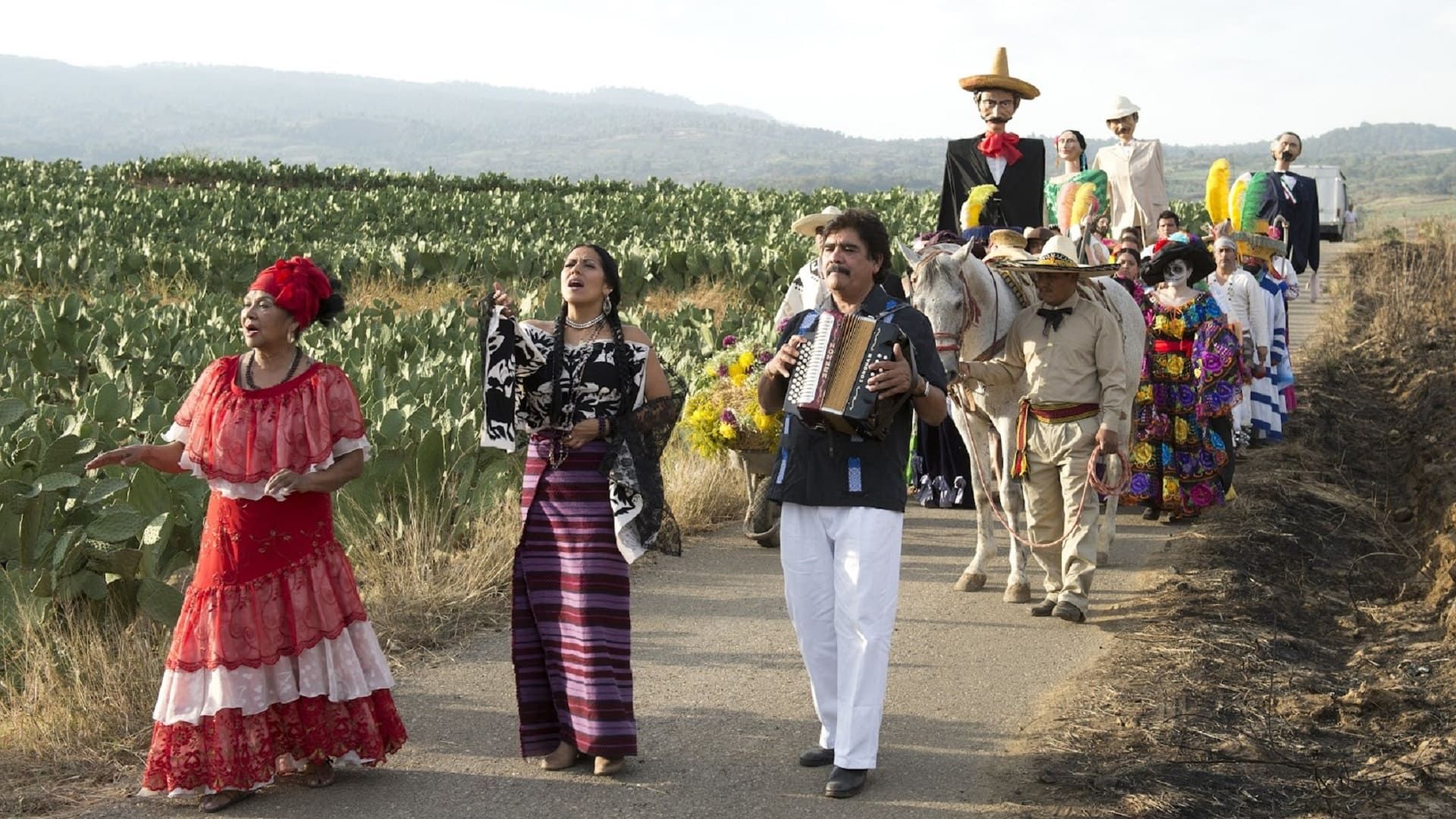 Zapata se queda; los famosos que aparecen en el videoclip de Lila Downs