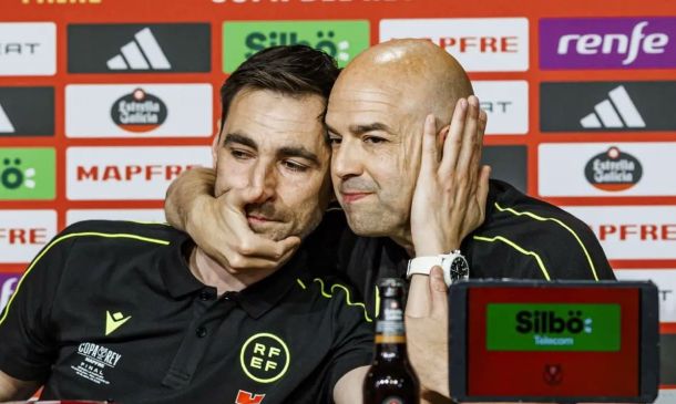 Árbitro español llora en conferencia, tras crítica del Real Madrid; pitará la Final de la Copa del Rey