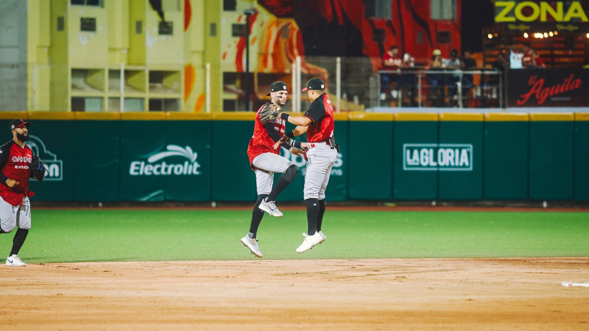 Guerreros de Oaxaca se lleva el duelo de pitcheo en Veracruz