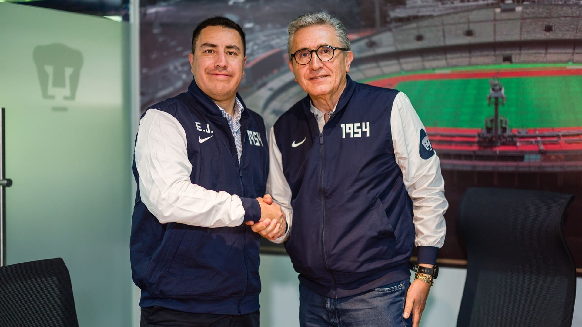 “Todo mundo quiere pegarle a este equipo”; Efraín Juárez, presentado como técnico en Pumas