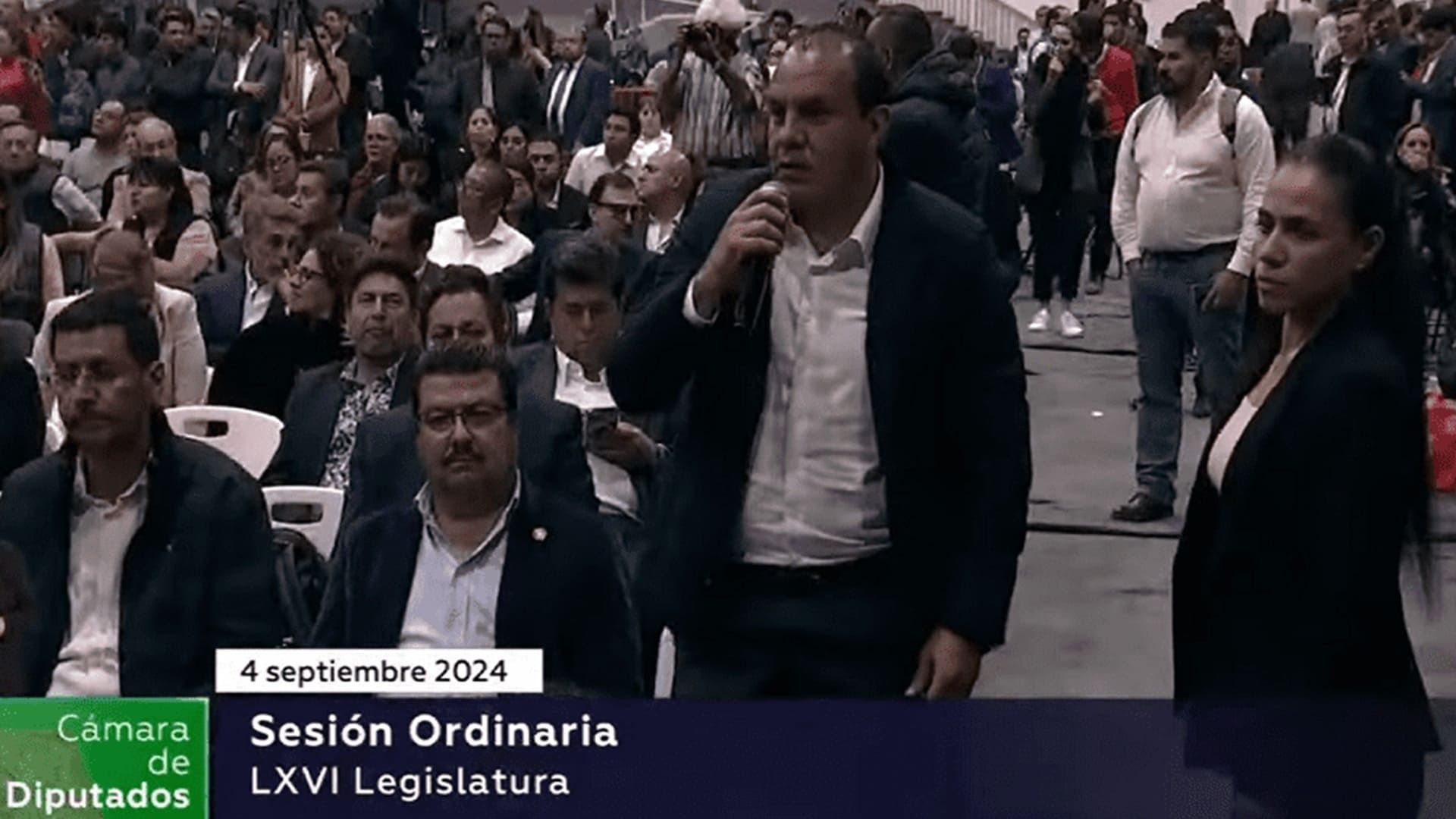 Cuauhtémoc Blanco vota a favor de la reforma judicial