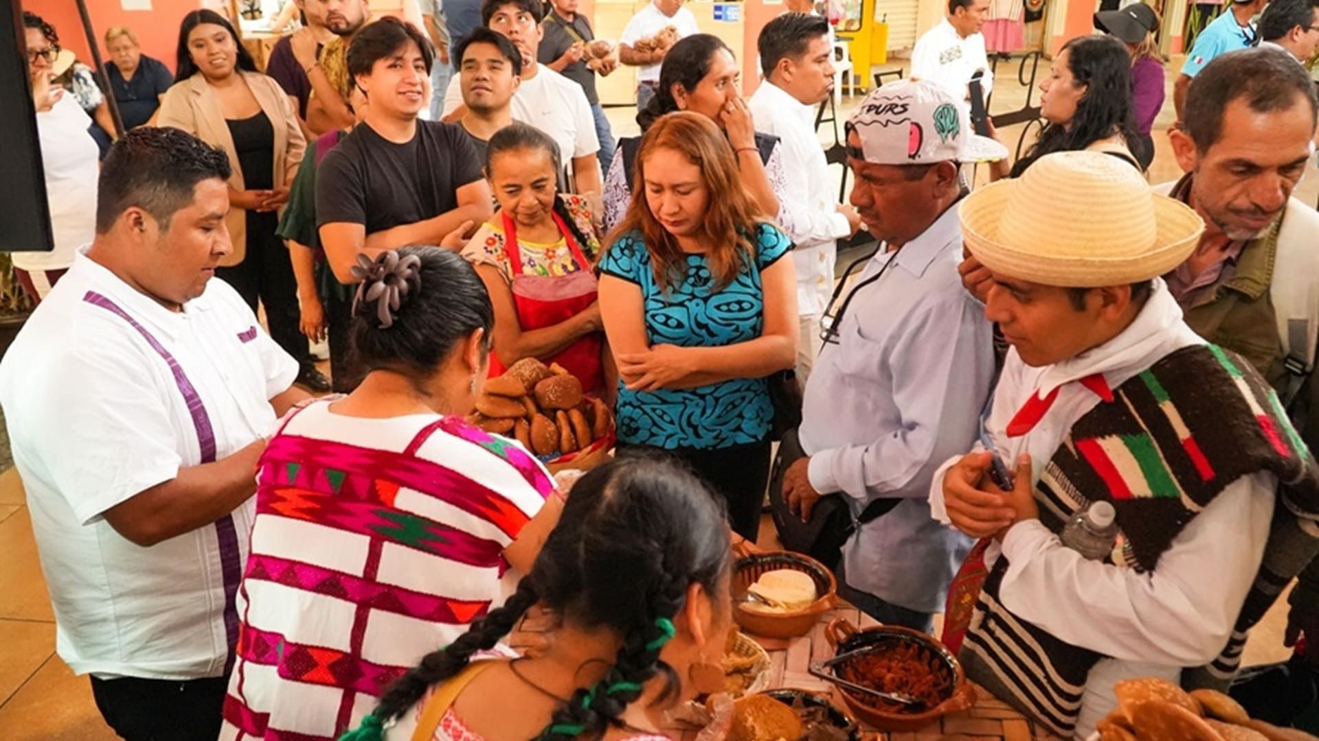 ¡Una delicia! Arranca la Expo Feria de la Cemita en Tlaxiaco