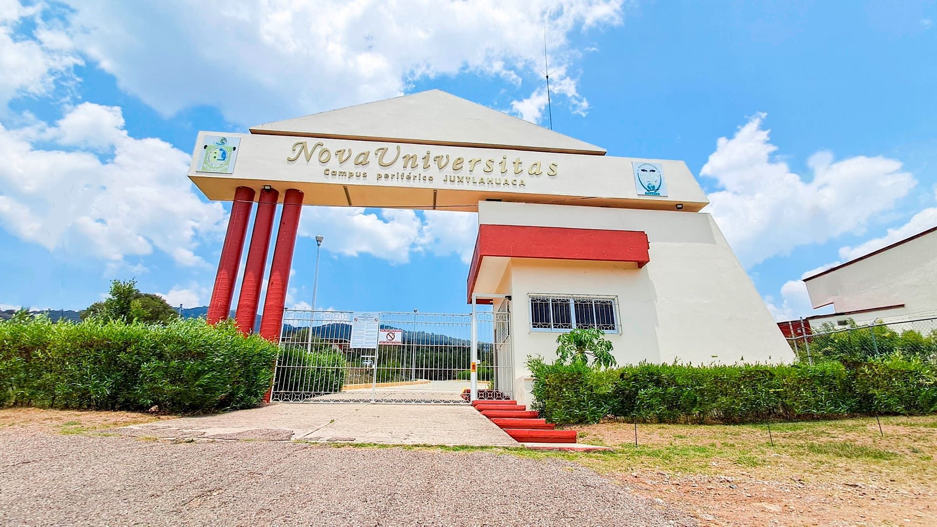 Expertos debaten soluciones ante la desigualdad digital en Oaxaca