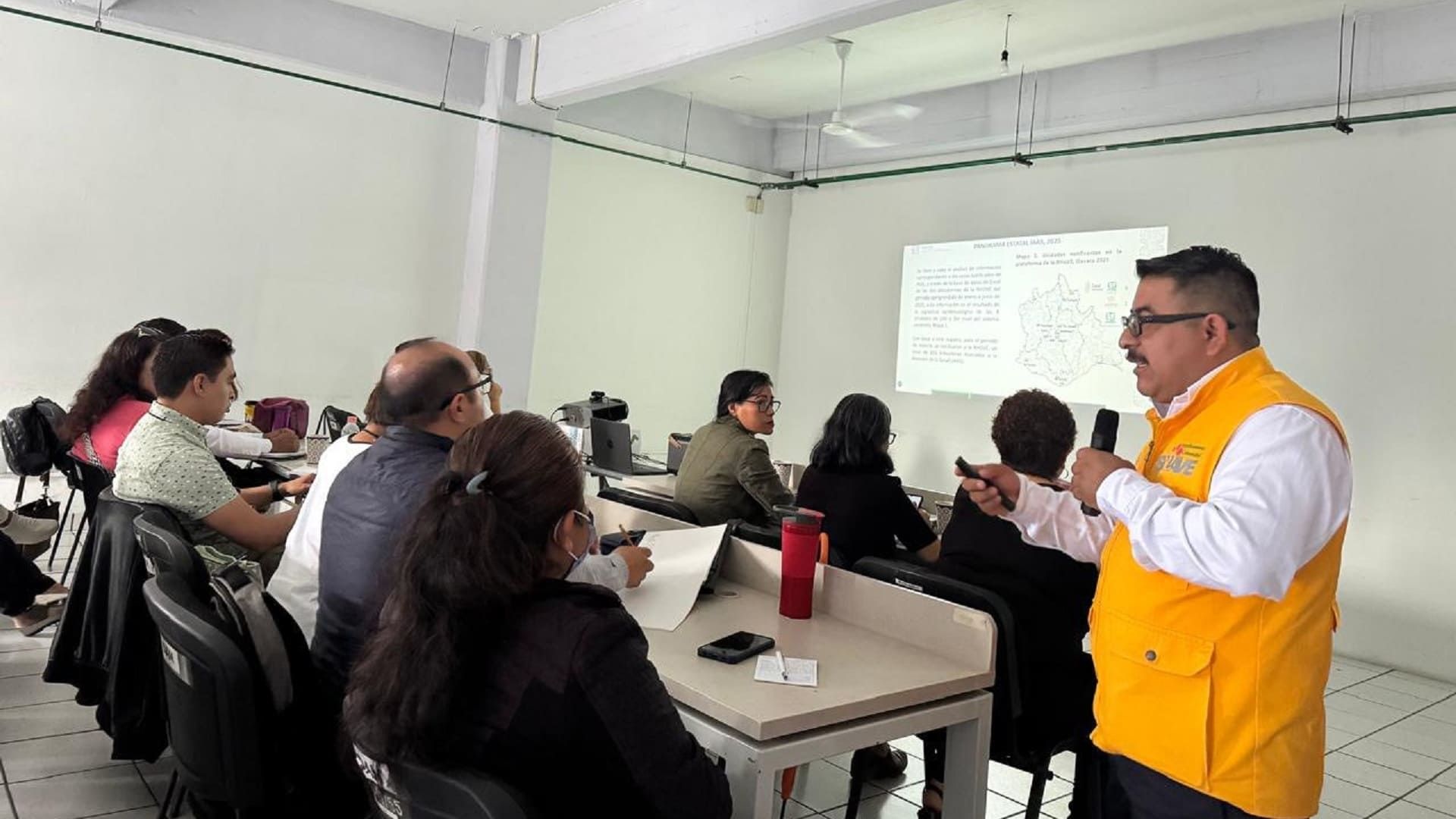 SSO fortalece la atención médica con taller de actualización y capacitación