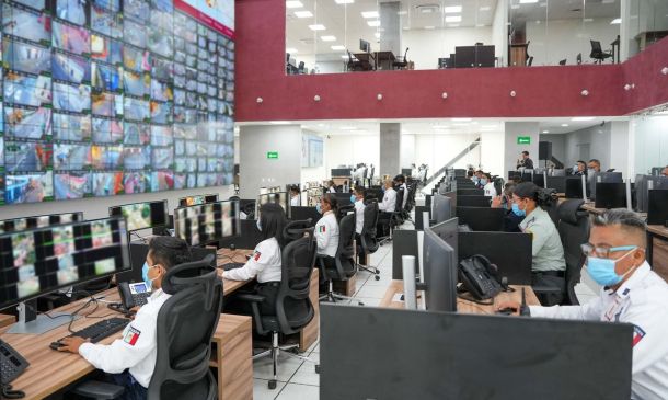 Oaxaca inaugura su C5i, uno de los centros de inteligencia en seguridad más grandes de México