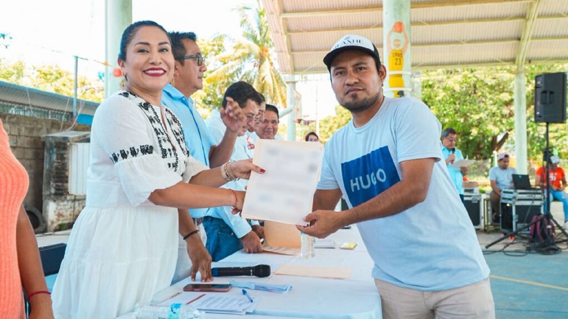 En Río Grande, concesionarios y operadores del transporte público cumplen con trámites