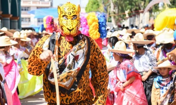 Carnaval de Santiago Juxtlahuaca: una muestra de color, música y alegría